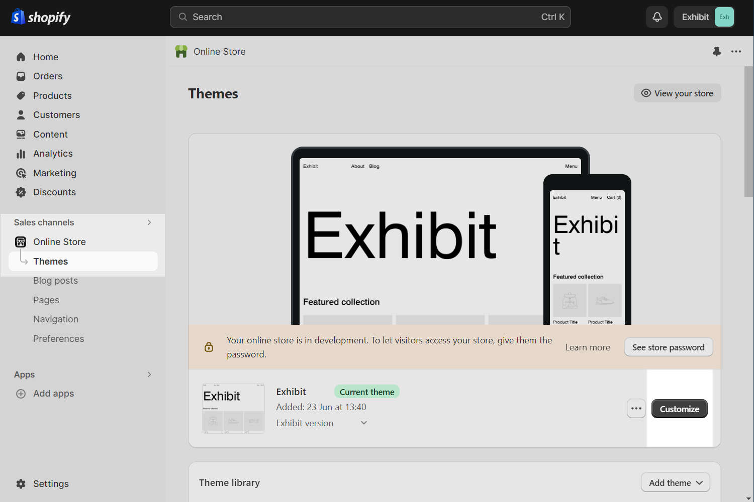 The Customize theme button in Shopify admin.